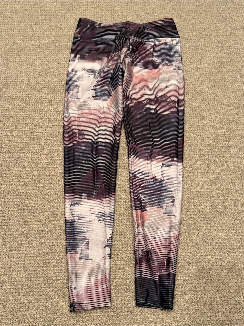 Onzie Women's Purple and Pink Multi-Color Abstract Print Leggings